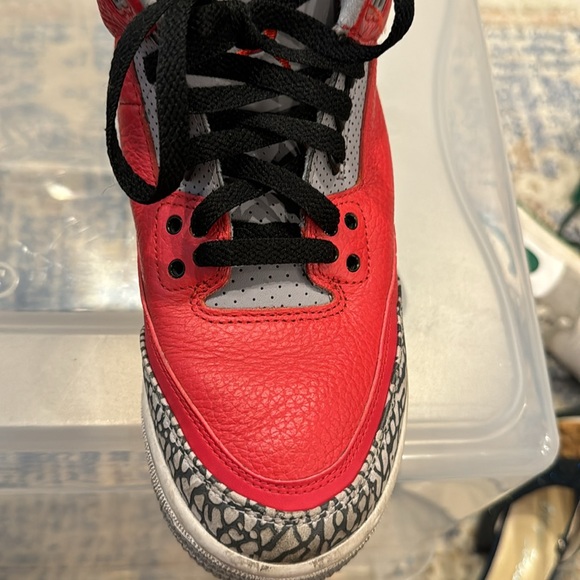 Nike Air Jordan 3 Retro red black grey good condition size 7y - Picture 3 of 8